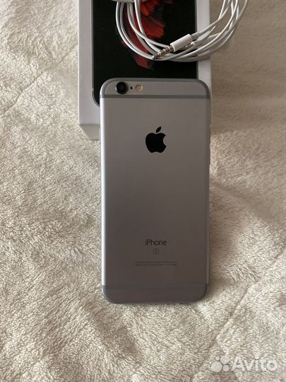 iPhone 6S, 64 ГБ