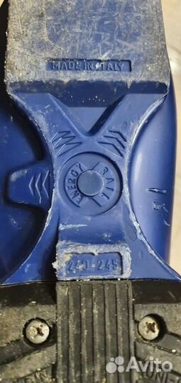 Горнолыжные ботинки