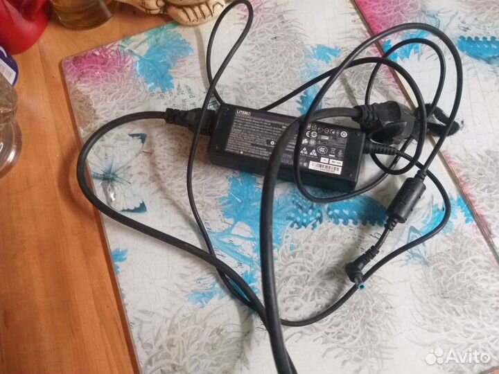 Блок питания для ноутбука