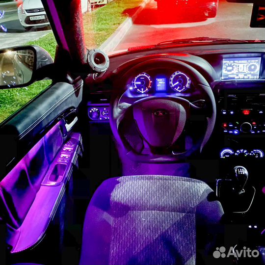 Подсветка салона на Приору 2, Гранту