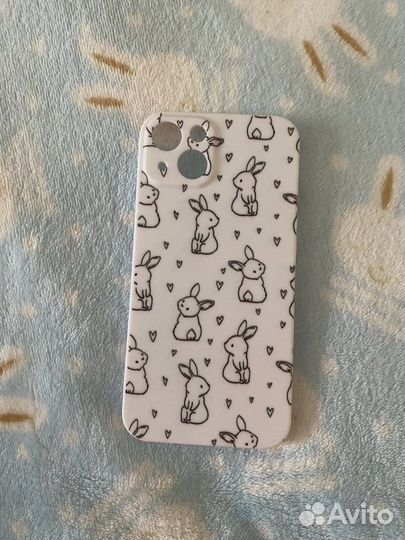 Чехол на iPhone 13