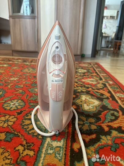 Утюг Polaris PIR 2497AK розовый