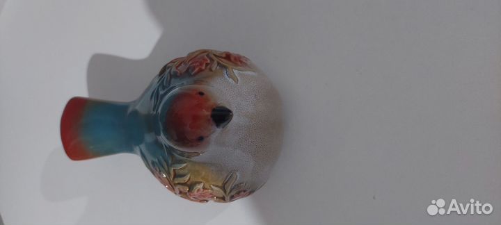 Статуэтка птица