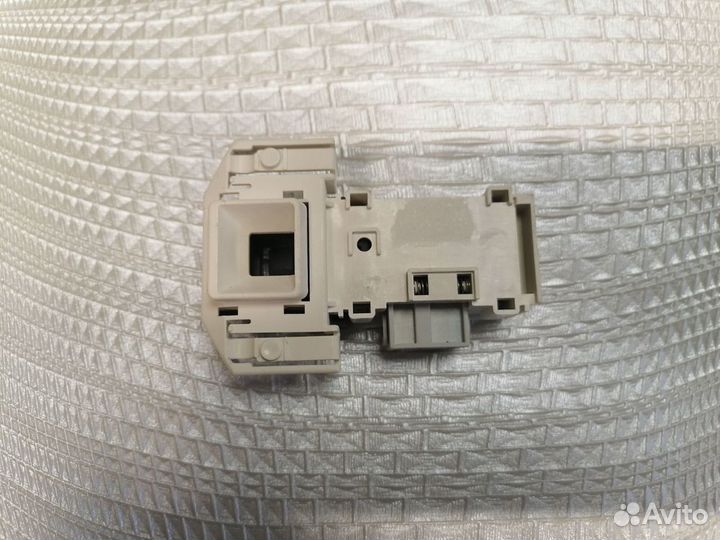 Убл (замок люка) для стиральной машинки