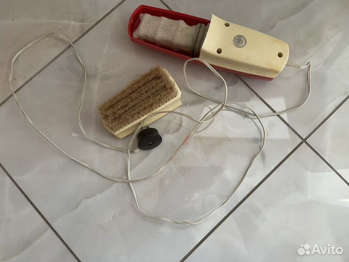 Электрощетка-пылесос 