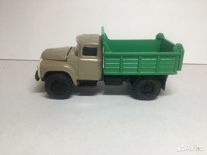 М 1:43. Модель самосвала ммз 4502 на шасси ЗИЛ 130