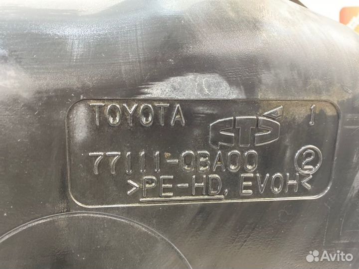 Топливный бак Toyota Land Cruiser 200 1VD-FTV 2014