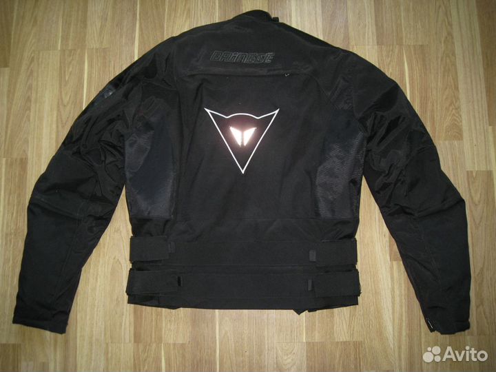 Костюм с защитой Dainese для мотоциклистов