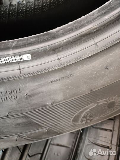 Pirelli Carras All Season 225/75 R16 121R