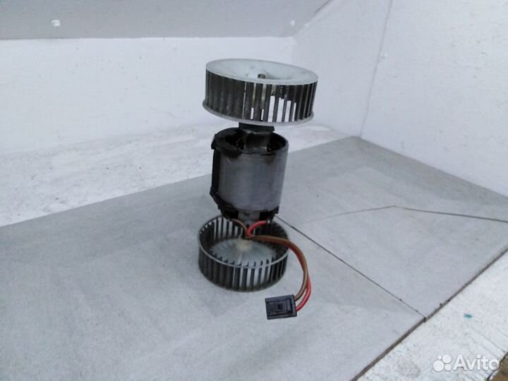 Моторчик печки Мерседес