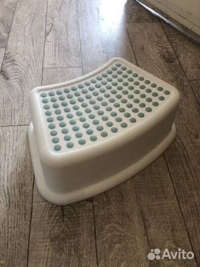 Ступенька для ванной