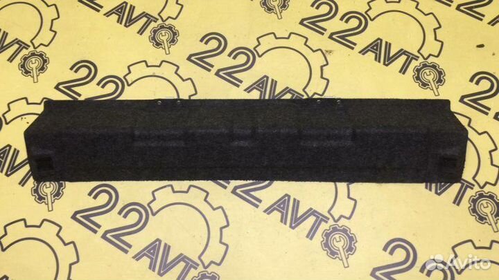 Накладка крышки багажника задняя Toyota Camry