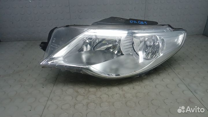 Фара левая Volkswagen Passat