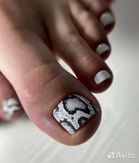 Требуются модели на педикюр