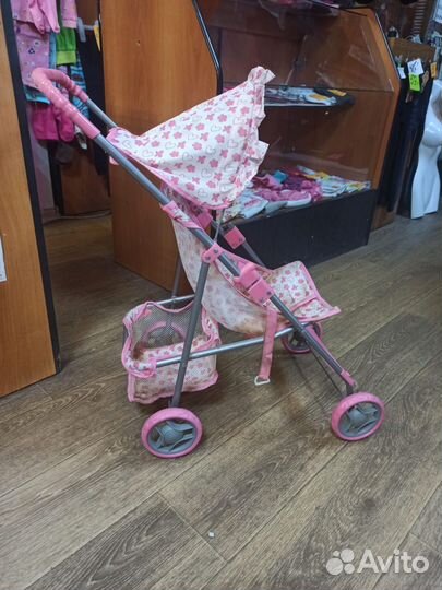Коляска кукольная