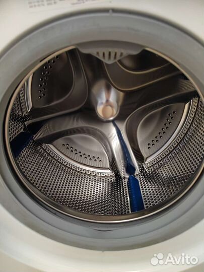 Стиральная машина zanussi 5кг