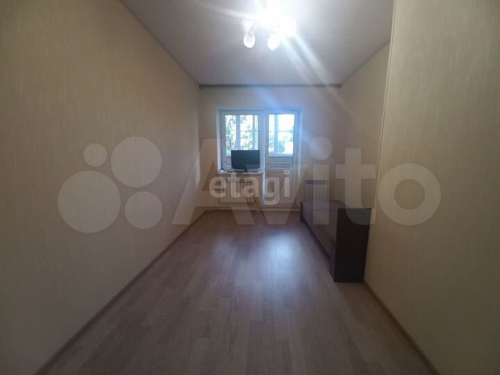 1-к. квартира, 35 м², 1/6 эт.