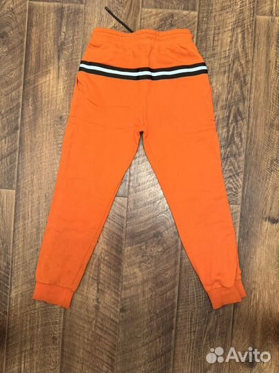 Спортивные штаны