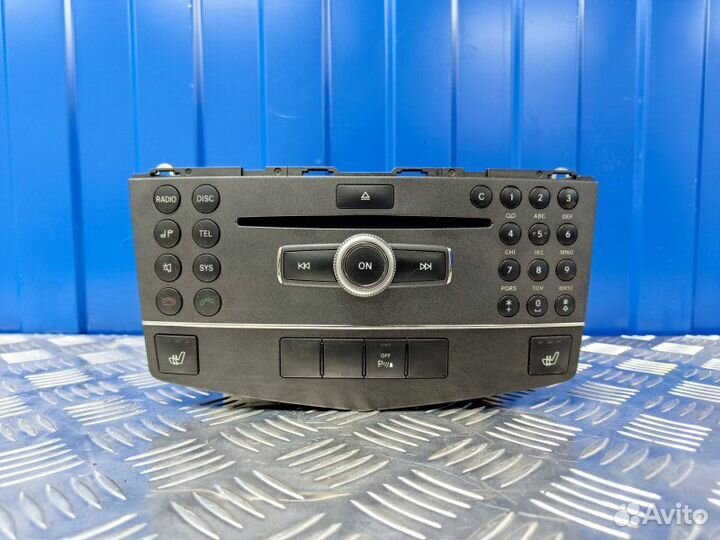 Магнитола Mercedes-Benz C-Class W204 1.8 M271820