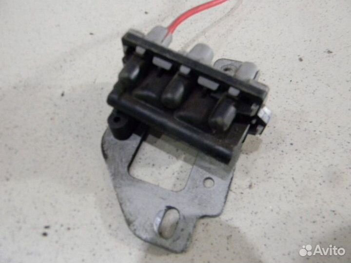 Вакуумный клапан Мерседес