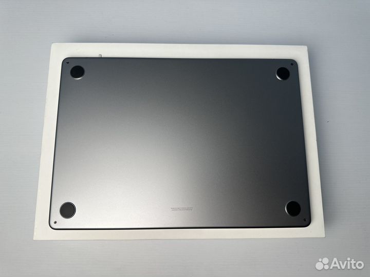 MacBook Air 15 2024 M3 256Gb Gray, 28 циклов