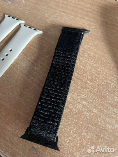 Ремешки на часы apple watch SE 40 mm и стекло