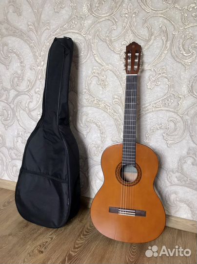 Гитара Yamaha C-40 новая с чехлом