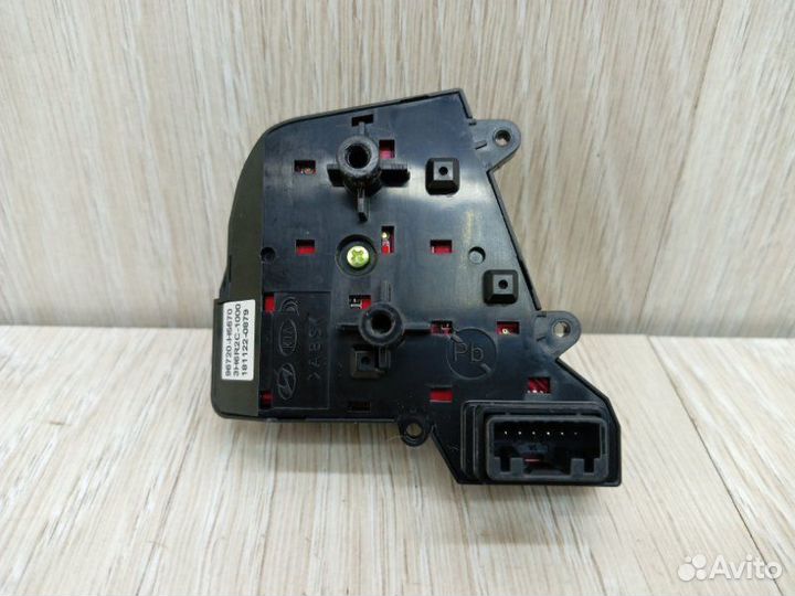 Кнопки руля правые Hyundai Solaris 2