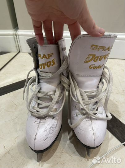 Коньки 33р. Graf Davos Gold. Фигурные