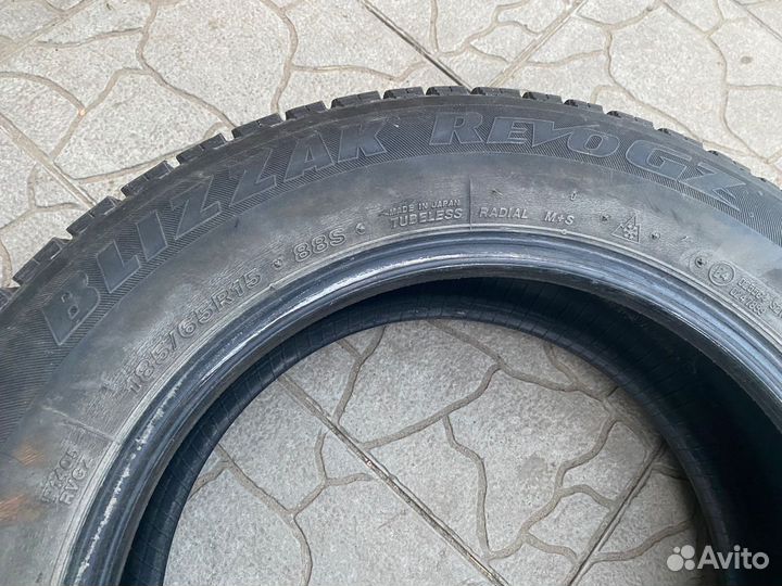 Bridgestone Blizzak Revo GZ 185/65 R15