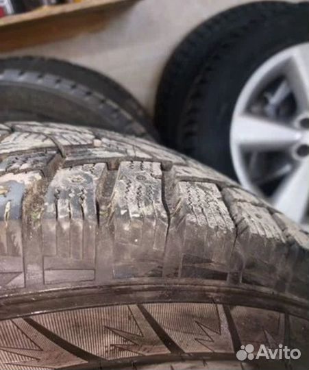 Hankook I'Pike RW11 215/60 R17