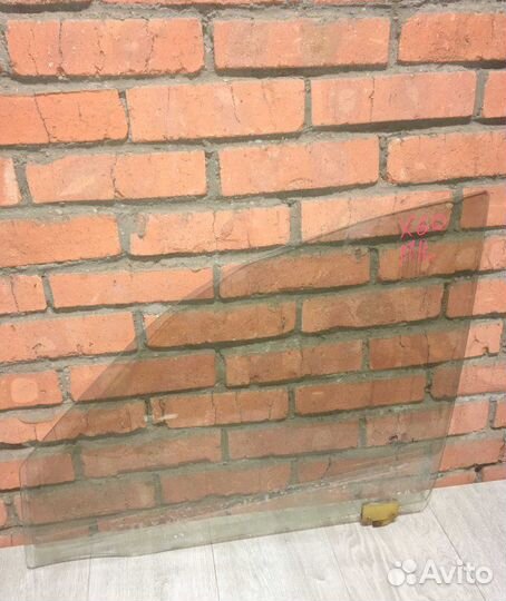 Стекло переднее Lifan X60