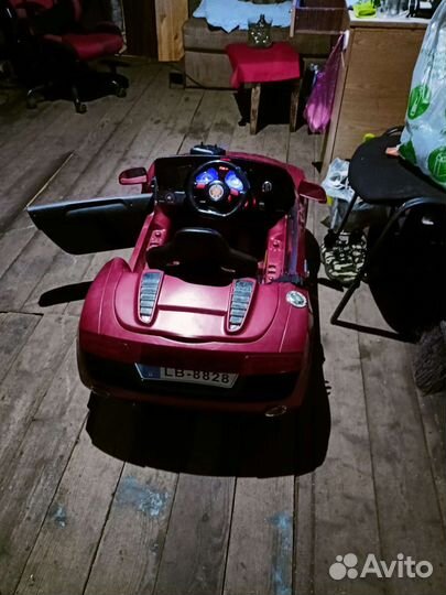 Детский электромобиль бу