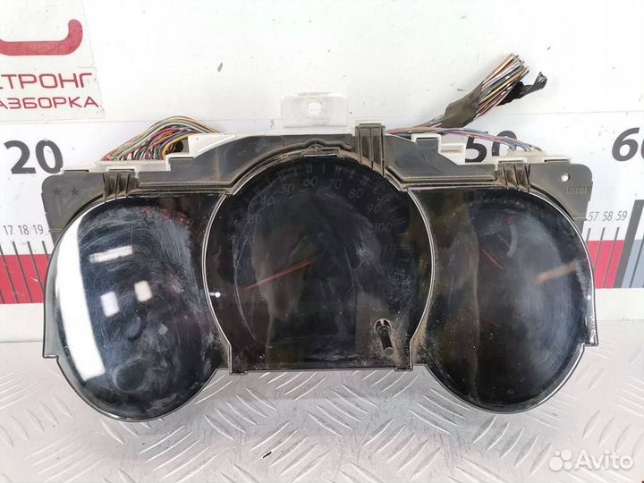 Панель приборов (щиток) Toyota Hilux 7 2008