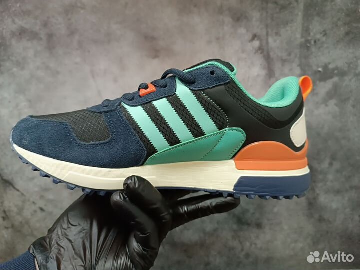 Кроссовки Adidas ZX 700 HO blue