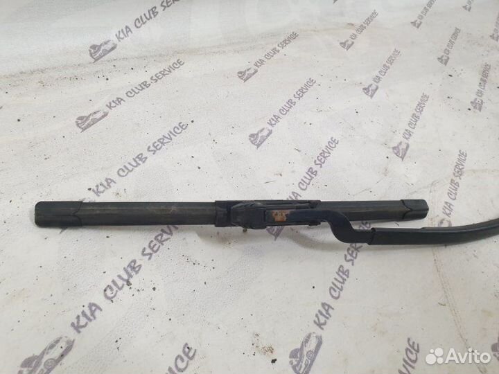 Дворник лобового стекла передний правый Kia Ceed