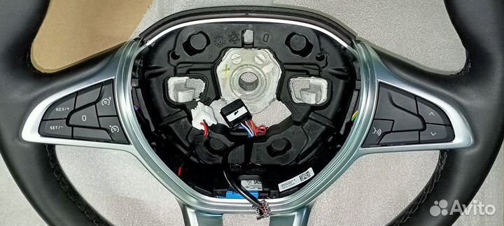 Рулевое колесо Renault Arkana, Duster, Kaptur