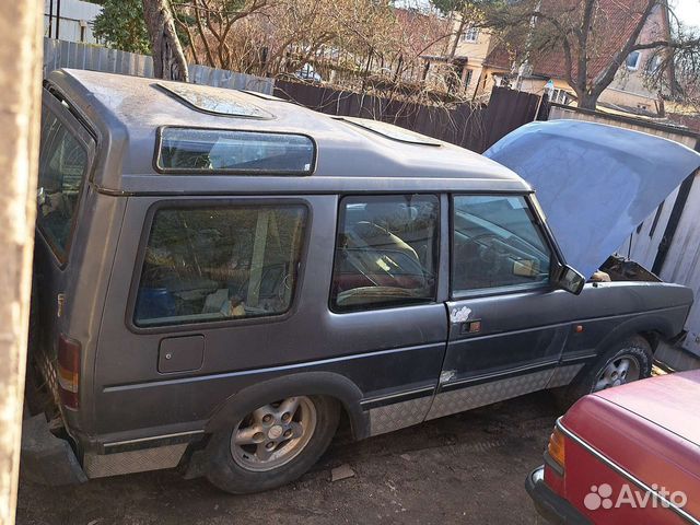 Двери и другие запчасти на Land Rover 2.5TDi 1993г