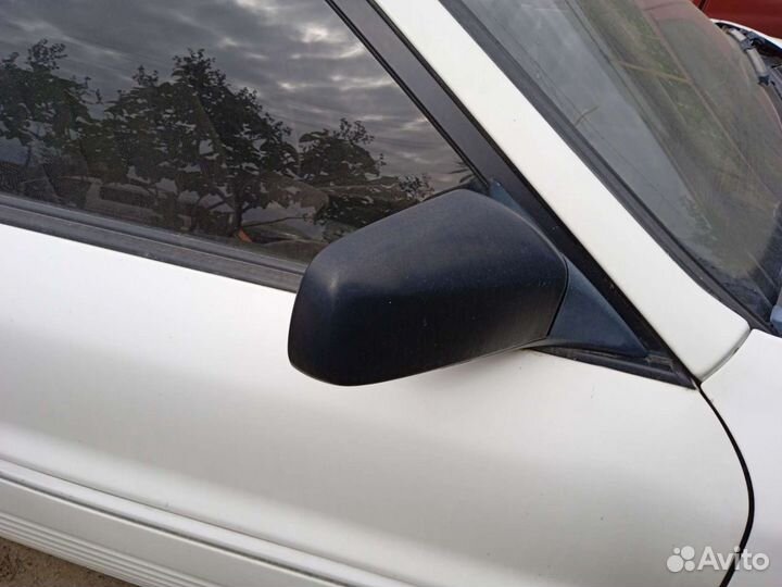 Зеркало правое Мицубиси Галант 6