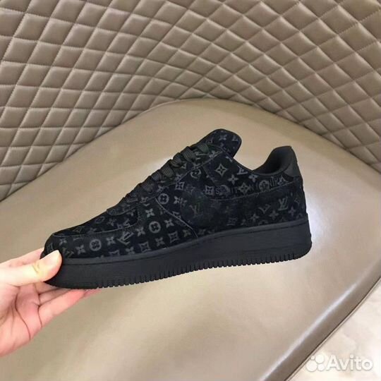 Кроссовки Louis Vuitton x Nike Air Force 1 для активных