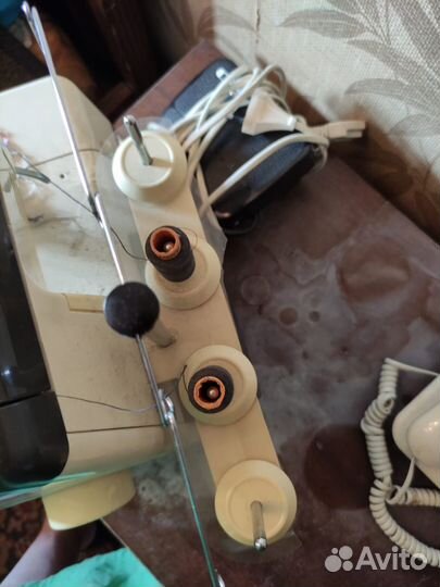 Оверлок Privileg 4000