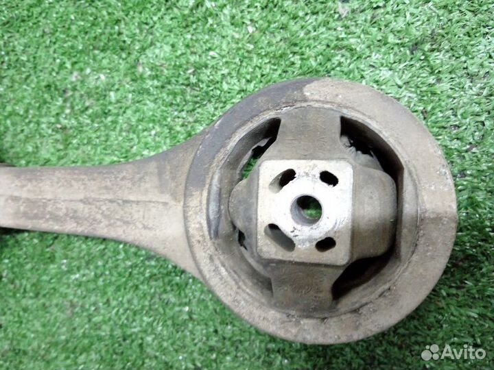 Опора двигателя задняя Audi A1 8X1 caxb 47536 2012