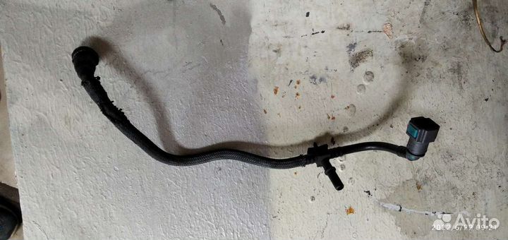 Трубка топливная 2,7TDV6 Land Range Rover