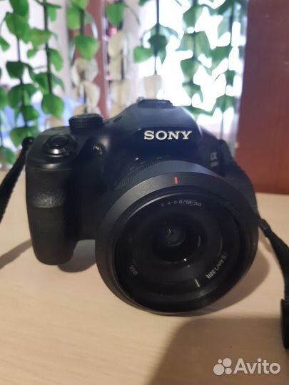 Фотоаппарат sony и штатив для него