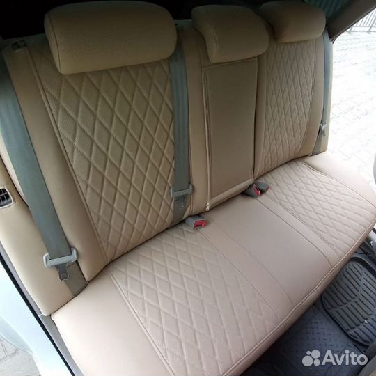 Чехлы Toyota Prius 20 (бежевые)