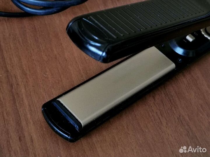 Выпрямитель для волос