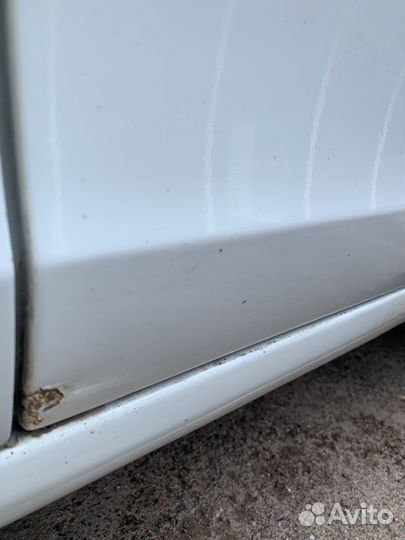 LADA vesta дверь задняя левая