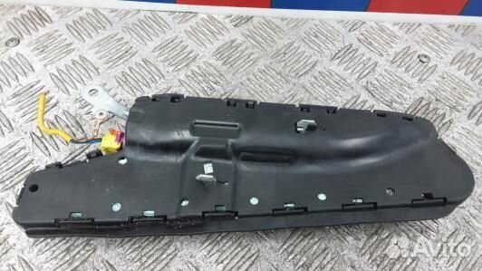 Подушка сидения пассажира volkswagen touran (1T1