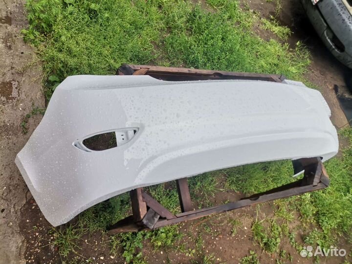Бампер задний на Hyundai Solaris 1