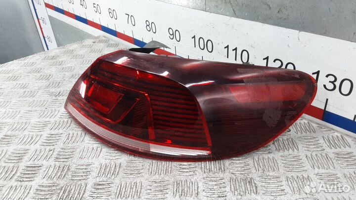 Фонарь задний правый Volkswagen Passat CC